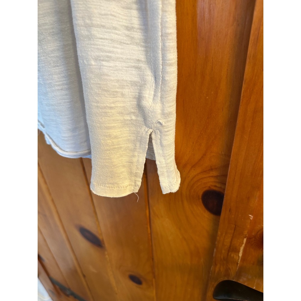 Totally destroyed White Tee M-XL. Holes, Paint stains, Paper Thin thrashed - Picture 10 of 14